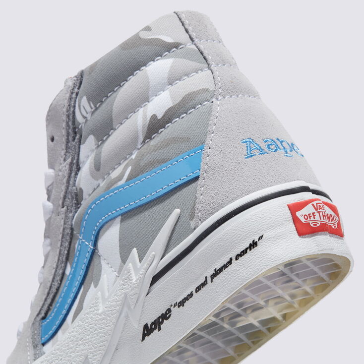 【VANS】VANS x AAPE SK8-HI BOLT GREY ★送料・関税込★ Vans X Aape SK8-Hi Bolt Grey Blue men's sneakers VN0A5JIVY31