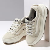 Cozy Camper Old Skool Overt Plus ComfyCush|Shop at Vans